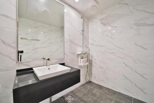 Imagen de la habitación del Hotel Daegu Rubato. Foto 17