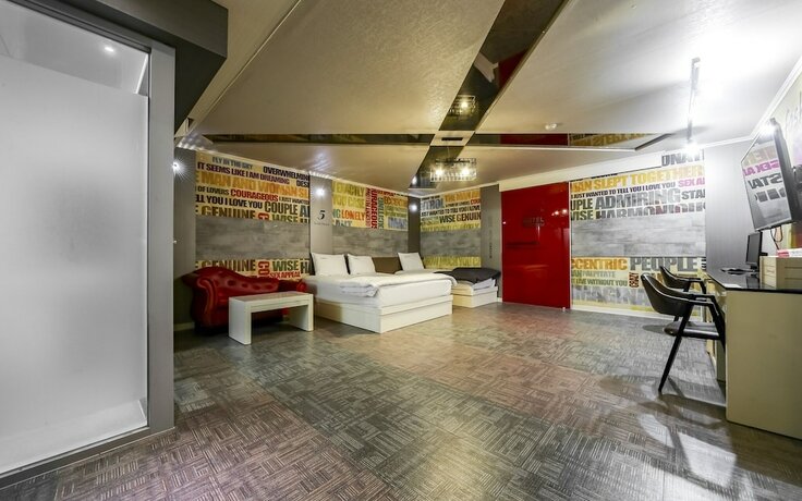 Imagen de la habitación del Hotel Daegu Seongseo Cardium. Foto 17