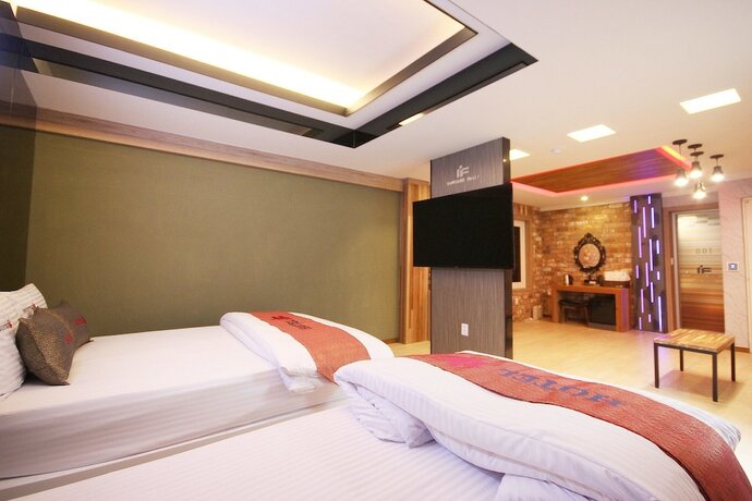 Imagen de la habitación del Hotel Daegu Seongseo IF. Foto 11