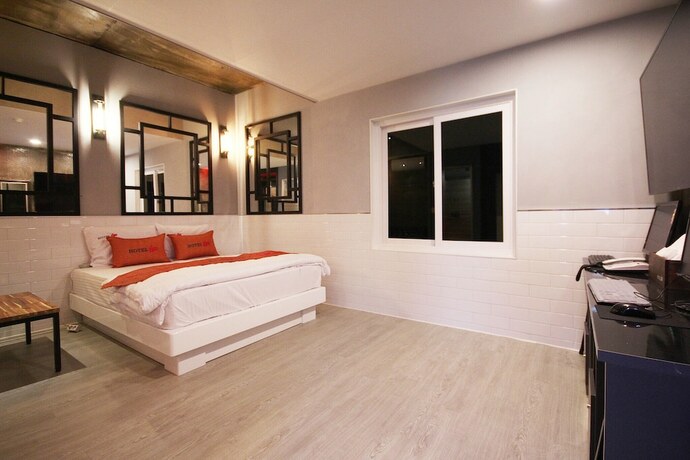 Imagen de la habitación del Hotel Daegu Seongseo IF. Foto 12