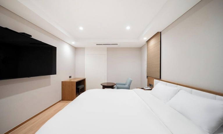 Imagen de la habitación del Hotel Daegu Seongseo Nuovo. Foto 11