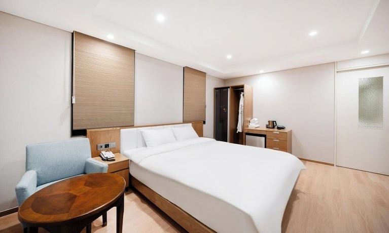 Imagen de la habitación del Hotel Daegu Seongseo Nuovo. Foto 14