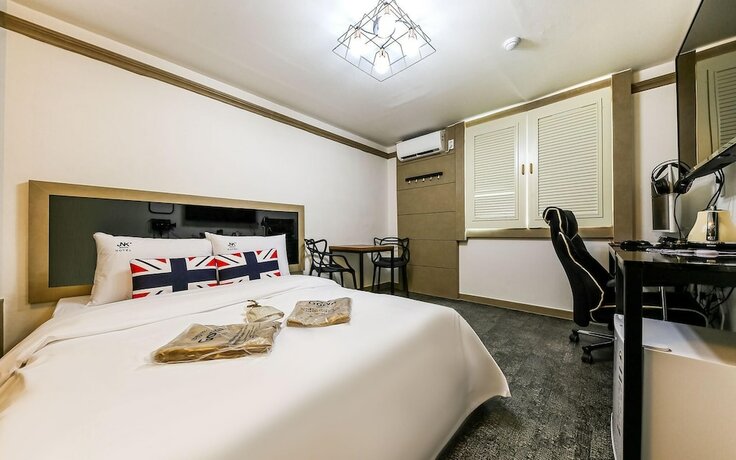 Imagen de la habitación del Hotel Daejeon Yongmun JNK Classic. Foto 17