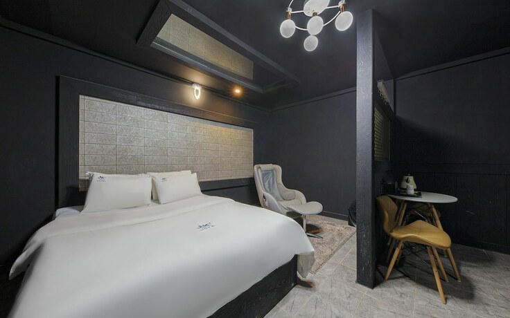 Imagen de la habitación del Hotel Daejeon Yongmun JNK Classic. Foto 18