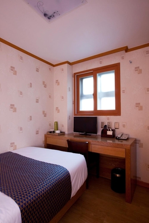Imagen de la habitación del Hotel Daewoo Inn. Foto 12