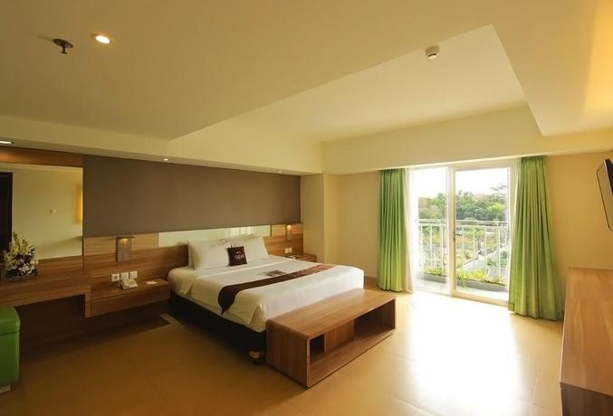 Imagen de la habitación del Hotel Dafam Fortuna Seturan. Foto 8