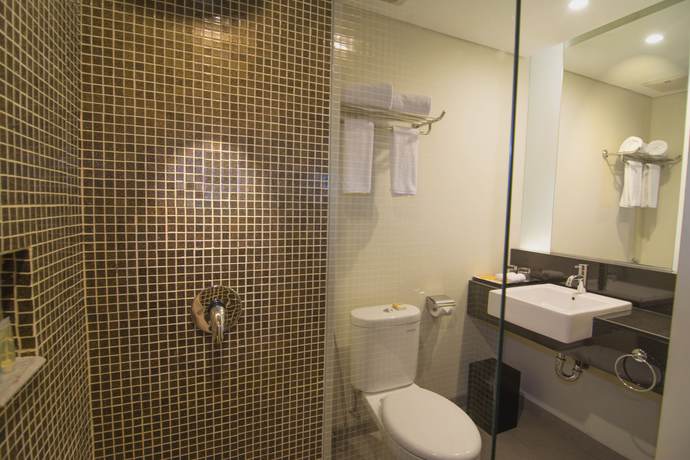 Imagen de la habitación del Hotel Dafam Savvoya Seminyak Bali - Chse Certified. Foto 14