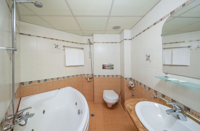 Imagen de la habitación del Hotel Dafi. Foto 5