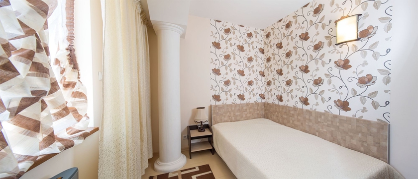 Imagen de la habitación del Hotel Dafi. Foto 10