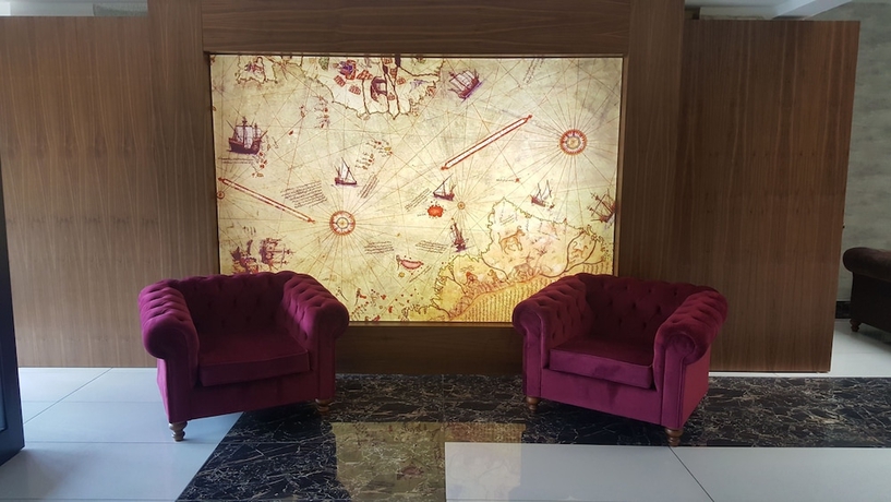 Imagen de los interiores del Hotel Dafne. Foto 17