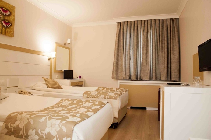 Imagen de la habitación del Hotel Dafne. Foto 8