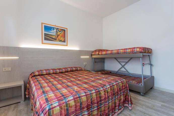 Imagen de la habitación del Hotel Dafne, Lido di Savio. Foto 11