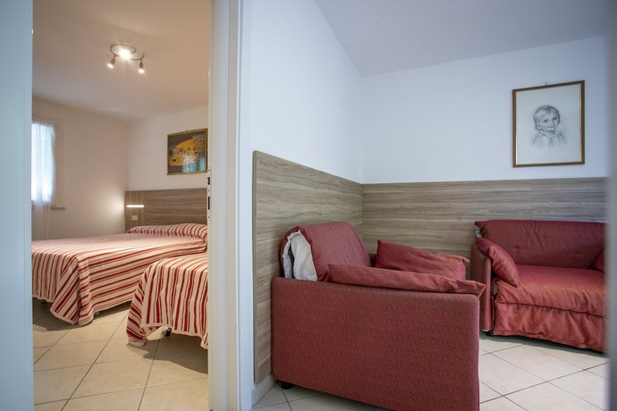 Imagen de la habitación del Hotel Dafne, Lido di Savio. Foto 17