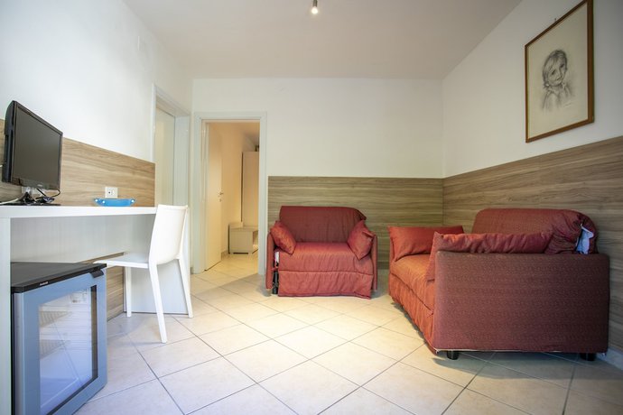 Imagen de la habitación del Hotel Dafne, Lido di Savio. Foto 18