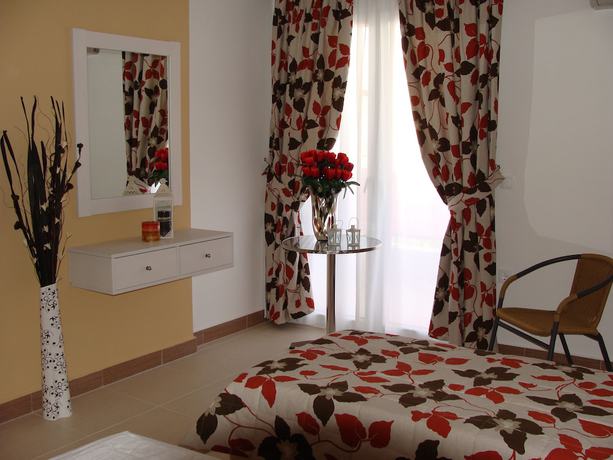 Imagen de la habitación del Hotel Dafni Plus. Foto 2