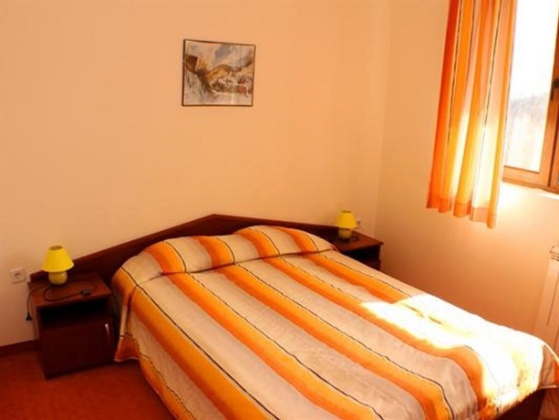 Imagen general del Hotel Dafovska. Foto 7