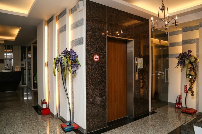 Imagen de los interiores del Hotel Dah Sing. Foto 31