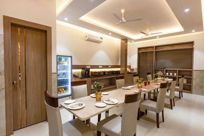 Imagen de los interiores del Hotel Dahabi Era Delhi Airport. Foto 9