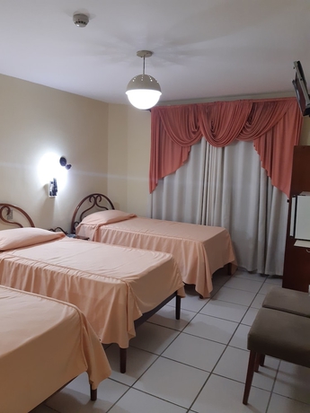 Imagen de la habitación del Hotel Daher Center. Foto 16