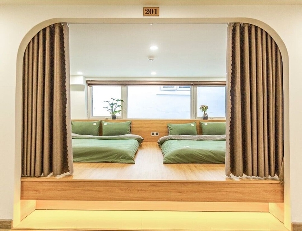 Imagen de la habitación del Hotel Dahill 196. Foto 3