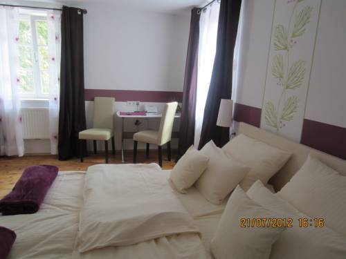 Imagen de la habitación del Hotel Dah-inn. Foto 7