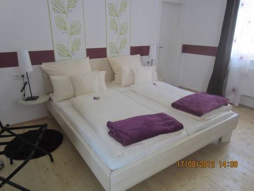 Imagen de la habitación del Hotel Dah-inn. Foto 13
