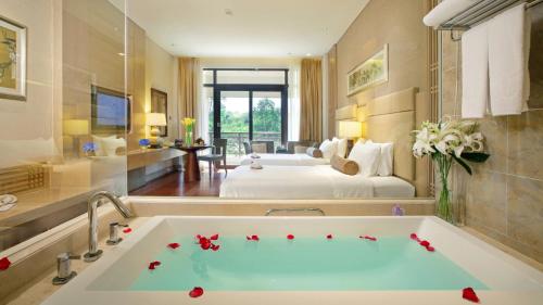 Imagen de la habitación del Hotel Dahongpao Resort. Foto 5