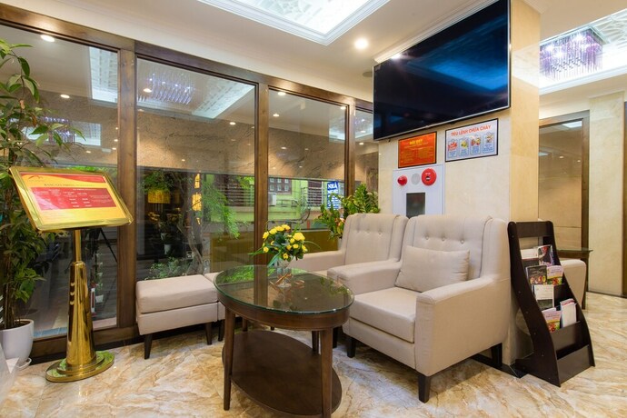 Imagen de los interiores del Hotel Dai Phat. Foto 11