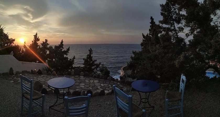 Imagen de los exteriores del Hotel Daidalos. Foto 8