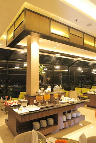 Imagen del bar/restaurante del Hotel Daily Inn Jakarta. Foto 14