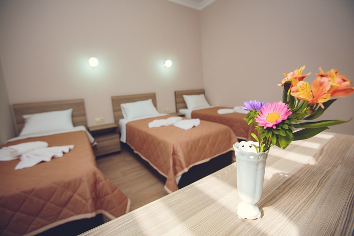 Imagen de la habitación del Hotel Daisi-sunset. Foto 19