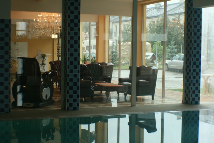 Imagen de la piscina del Hotel Daisy Budget. Foto 14