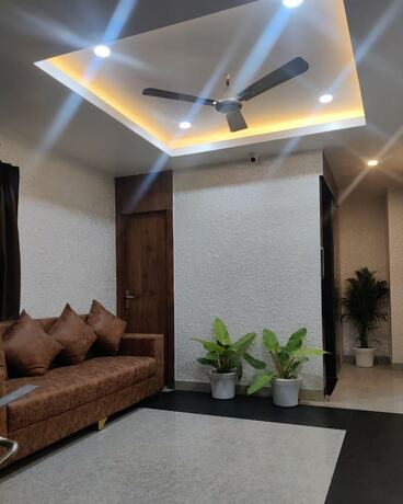 Imagen general del Hotel Daisy, Dispur. Foto 12