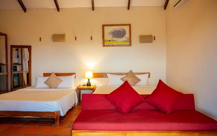 Imagen de la habitación del Hotel Daisy Resort. Foto 23