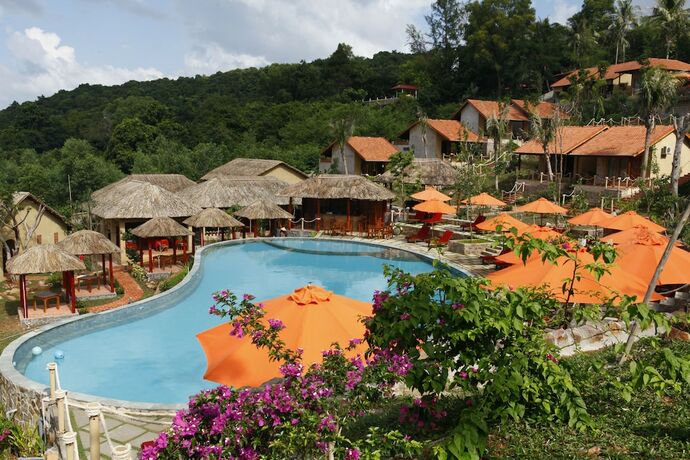 Imagen de la piscina del Hotel Daisy Resort. Foto 36