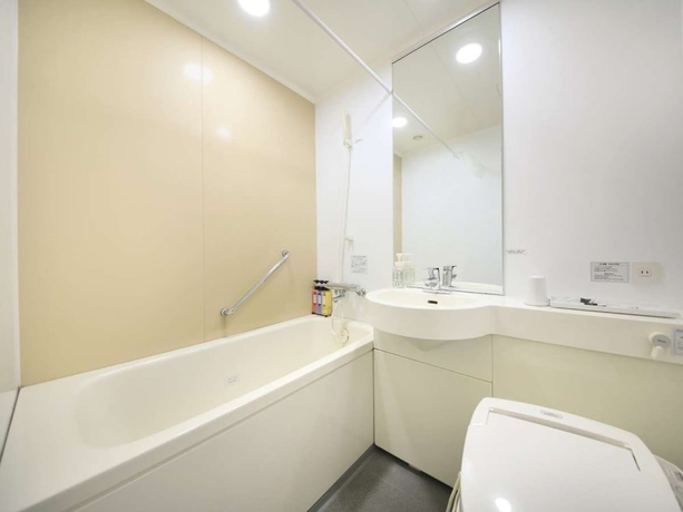 Imagen de la habitación del Hotel Daiwa Roynet Hiroshima. Foto 16