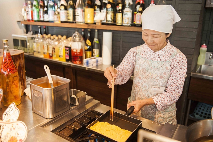 Imagen del bar/restaurante del Hotel Daiwa Roynet Naha - Kokusaidori. Foto 2