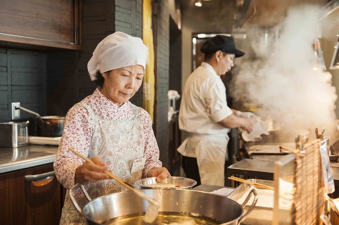 Imagen del bar/restaurante del Hotel Daiwa Roynet Naha - Kokusaidori. Foto 3