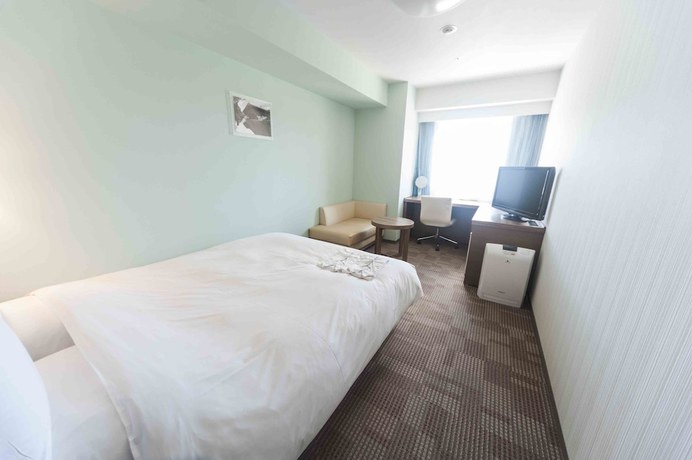 Imagen de la habitación del Hotel Daiwa Roynet Okinawa Kenchomae. Foto 3