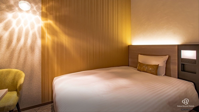 Imagen de la habitación del Hotel Daiwa Roynet Osaka Sakaisuji Honmachi Premier. Foto 3