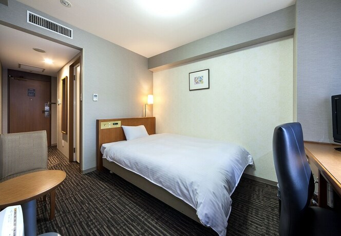 Imagen de la habitación del Hotel Daiwa Roynet Toyama. Foto 6