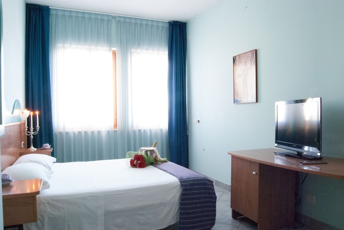 Imagen de la habitación del Hotel Dakar Living. Foto 15