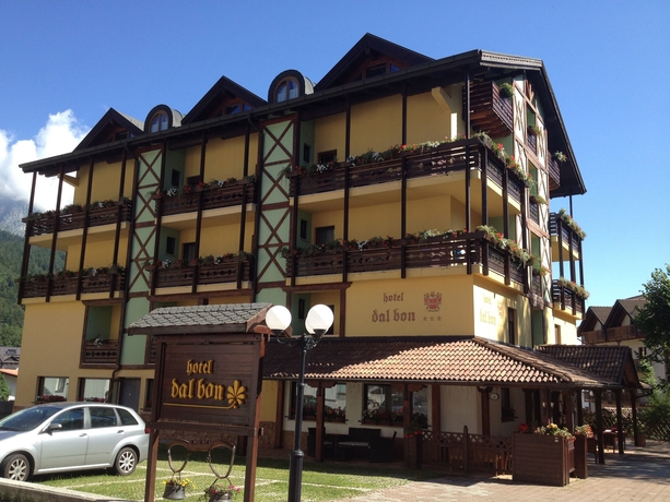 Imagen de los exteriores del Hotel Dal Bon. Foto 15