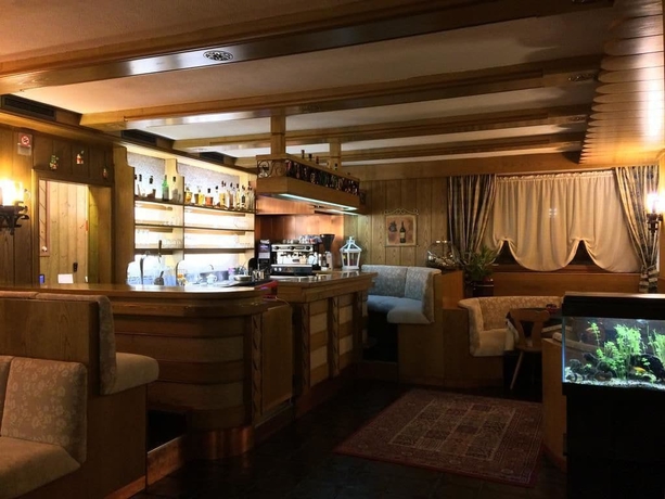 Imagen del bar/restaurante del Hotel Dal Bon. Foto 9