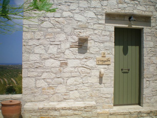 Imagen de la habitación del Hotel Dalabelos Estate. Foto 9