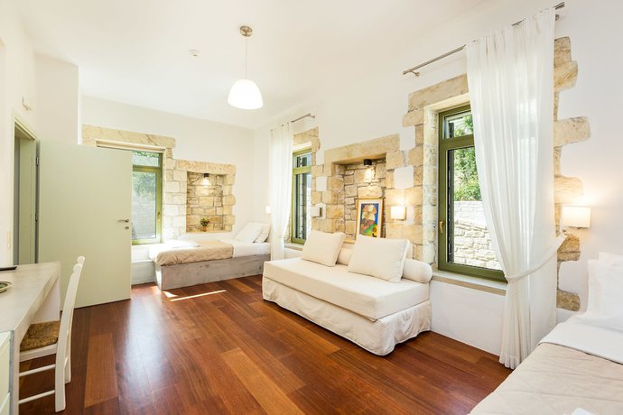 Imagen de la habitación del Hotel Dalabelos Estate. Foto 12