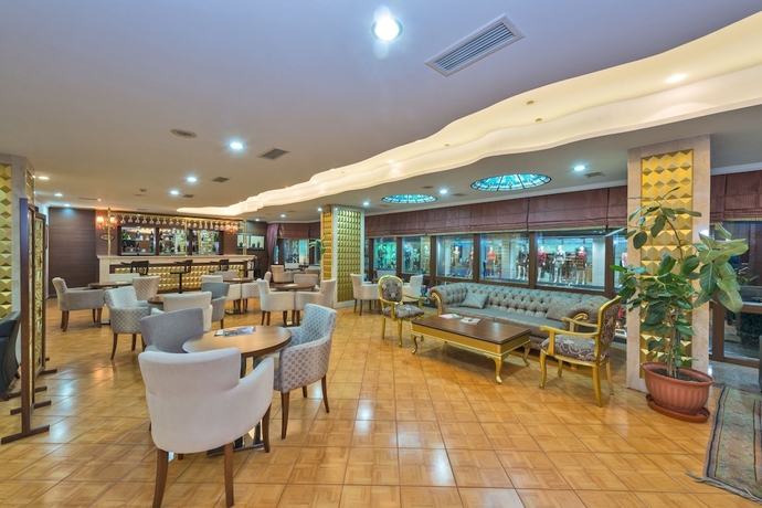 Imagen de los interiores del Hotel Dalan. Foto 17