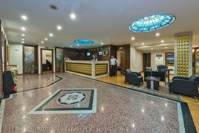 Imagen de los interiores del Hotel Dalan. Foto 19