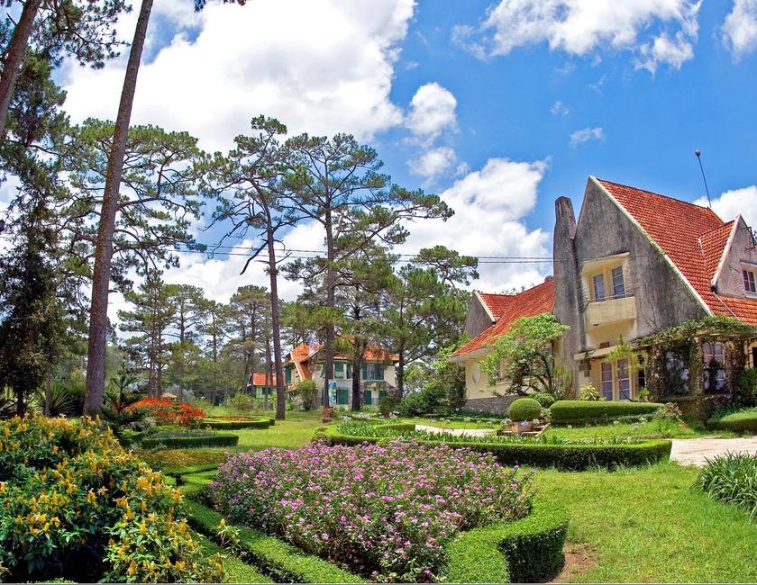 Imagen general del Hotel Dalat Cadasa Resort. Foto 11