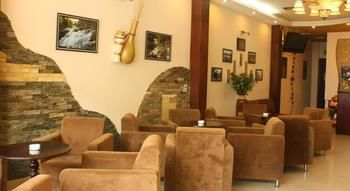 Imagen de la habitación del Hotel Dalat Green City. Foto 12